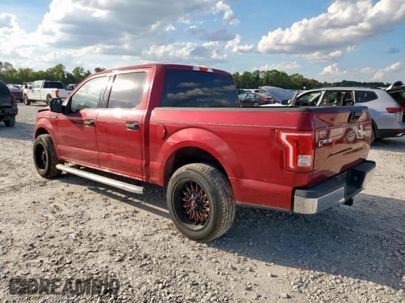 ✅ 2015 Ford F-150 XLT • VIN: 1FTEW1CF4FFA08506 • Lot: 85300255. Listed on Copart with 180,429 mi. Free auction sales archive from the USA and detailed vehicle history report at DreamBid. Image 2.