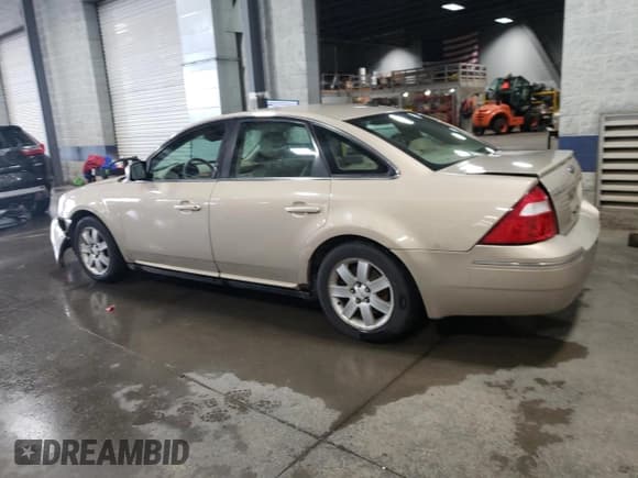 ✅ 2007 Ford Five Hundred SEL • VIN: 1FAHP24137G131105 • Лот: 69402004. Опубликован ранее на Copart с пробегом 208 944 миль. Бесплатный доступ к архиву аукционных продаж из США и подробный отчёт об истории автомобиля на DreamBid. Изображение 2.