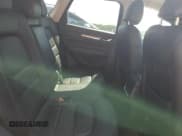 ✅ 2023 Mazda CX-5 S Premium Plus • VIN: JM3KFBEM8P0173233 • Lot: 81648245. Wystawiony na Copart z przebiegiem 34 637 mil. Bezpłatny archiwum sprzedaży aukcyjnych z USA i szczegółowy raport historii pojazdu na DreamBid. Zdjęcie 11.