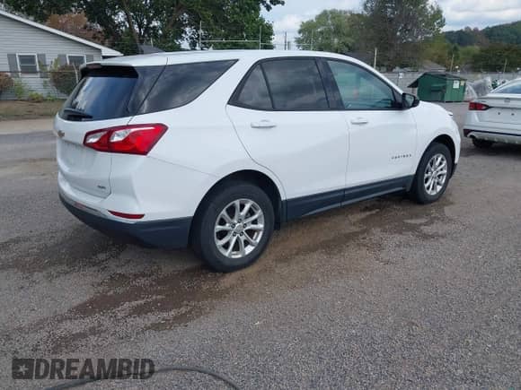 2018 Chevrolet Equinox LS с VIN 2GNAXREV7J6320182, выставлен на аукционе IAAI как лот 43262040 с пробегом 132 619 миль миль и . История ставок и продаж доступна на DreamBid. Изображение 4.