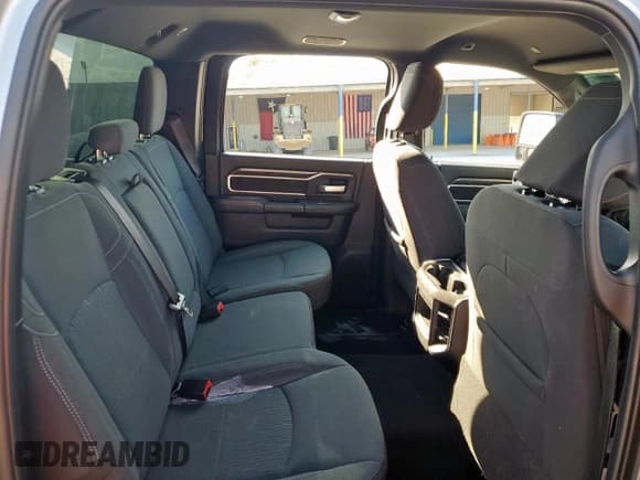 ✅ 2024 Ram 2500 Big Horn • VIN: 3C6UR5DL8RG365454 • Lot: 90367845. Listed on Copart with 20,871 mi. Free auction sales archive from the USA and detailed vehicle history report at DreamBid. Image 10.