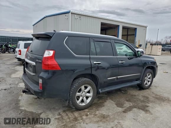 ✅ 2011 Lexus GX 460 Premium • VIN: JTJJM7FX4B5032667 • Lot: 94229055. Wystawiony na Copart z przebiegiem 233 906 mil. Bezpłatny archiwum sprzedaży aukcyjnych z USA i szczegółowy raport historii pojazdu na DreamBid. Zdjęcie 3.