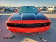 ✅ 2018 Dodge Challenger SXT • VIN: 2C3CDZAG6JH328168 • Lot: 90896255. Wystawiony na Copart z przebiegiem Nie podano. Bezpłatny archiwum sprzedaży aukcyjnych z USA i szczegółowy raport historii pojazdu na DreamBid. Zdjęcie 5.
