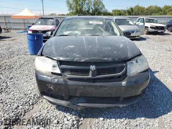 ✅ 2008 Dodge Avenger SE • VIN: 1B3LC46K48N161195 • Lot: 71019555. Listed on Copart with 170,441 mi. Free auction sales archive from the USA and detailed vehicle history report at DreamBid. Image 5.