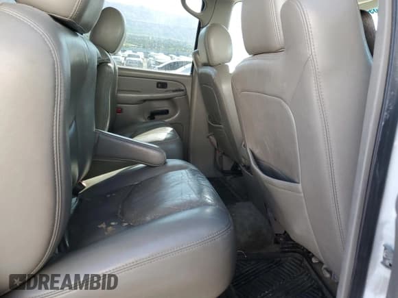 ✅ 2005 GMC Yukon SLE • VIN: 1GKEK13T65J239134 • Lot: 59302555. Wystawiony na Copart z przebiegiem Nie podano. Bezpłatny archiwum sprzedaży aukcyjnych z USA i szczegółowy raport historii pojazdu na DreamBid. Zdjęcie 10.