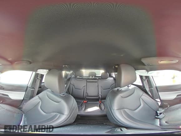 ✅ 2024 Jeep Compass Limited • VIN: 3C4NJDCN4RT115735 • Lot: 67295415. Wystawiony na Copart z przebiegiem 10 271 mil. Bezpłatny archiwum sprzedaży aukcyjnych z USA i szczegółowy raport historii pojazdu na DreamBid. Zdjęcie 15.