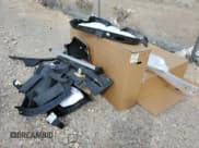 ✅ 2022 Hyundai Tucson Limited • VIN: 5NMJE3AE1NH119345 • Lot: 43232533. Wystawiony na Copart z przebiegiem 5 796 mil. Bezpłatny archiwum sprzedaży aukcyjnych z USA i szczegółowy raport historii pojazdu na DreamBid. Zdjęcie 13.