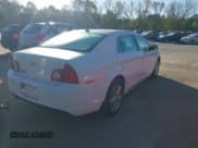 ✅ 2011 Chevrolet Malibu 2LT • VIN: 1G1ZD5E10BF124966 • Lot: 43608438. Wystawiony na IAAI z przebiegiem 156 643 mil. Bezpłatny archiwum sprzedaży aukcyjnych z USA i szczegółowy raport historii pojazdu na DreamBid. Zdjęcie 4.