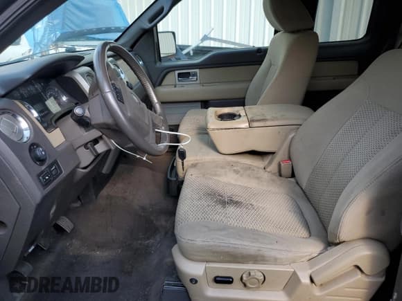 ✅ 2009 Ford F-150 XLT • VIN: 1FTRX12V39FA80079 • Lot: 70642885. Listed on Copart with 164,375 mi. Free auction sales archive from the USA and detailed vehicle history report at DreamBid. Image 7.