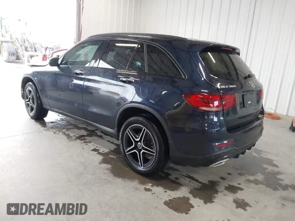 ✅ 2022 Mercedes-Benz GLC 300 • VIN: W1N0G8DBXNG027106 • Лот: 43561368. Опубликован ранее на IAAI с пробегом 18 237 миль. Бесплатный доступ к архиву аукционных продаж из США и подробный отчёт об истории автомобиля на DreamBid. Изображение 3.