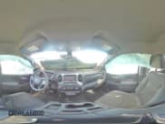 ✅ 2020 Chevrolet Silverado 1500 Custom Trail Boss • VIN: 1GCPYCEF3LZ182203 • Lot: 71820834. Wystawiony na Copart z przebiegiem 90 470 mil. Bezpłatny archiwum sprzedaży aukcyjnych z USA i szczegółowy raport historii pojazdu na DreamBid. Zdjęcie 12.