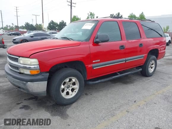 2000 Chevrolet Suburban LT с VIN 3GNFK16T4YG152972, выставлен на аукционе IAAI как лот 42171645 с пробегом Не указан миль и . История ставок и продаж доступна на DreamBid. Изображение 2.