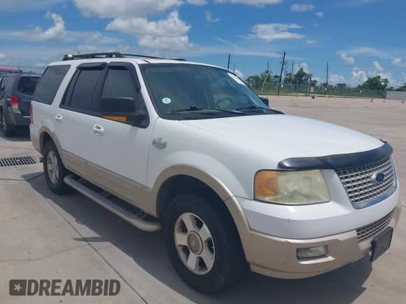 ✅ 2006 Ford Expedition Eddie Bauer • VIN: 1FMPU17576LB01047 • Lot: 42592860. Listed on IAAI with 117,869 mi. Free auction sales archive from the USA and detailed vehicle history report at DreamBid. Image 1.