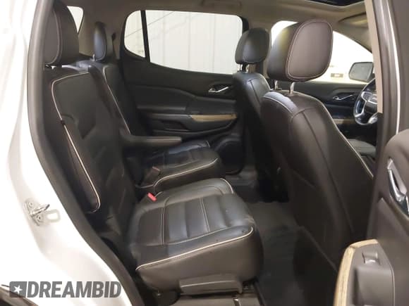 ✅ 2019 GMC Acadia Denali • VIN: 1GKKNXLS5KZ135655 • Lot: 42279983. Wystawiony na IAAI z przebiegiem 126 386 mil. Bezpłatny archiwum sprzedaży aukcyjnych z USA i szczegółowy raport historii pojazdu na DreamBid. Zdjęcie 8.