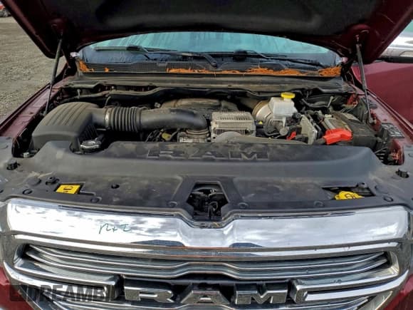 ✅ 2021 Ram 1500 Laramie • VIN: 1C6SRFJT7MN516172 • Lot: 93308705. Wystawiony na Copart z przebiegiem 77 061 mil. Bezpłatny archiwum sprzedaży aukcyjnych z USA i szczegółowy raport historii pojazdu na DreamBid. Zdjęcie 11.