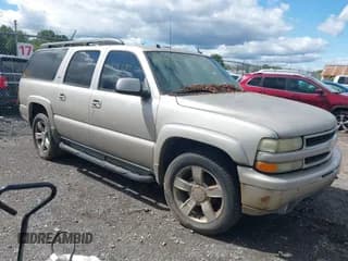 ✅ 2005 Chevrolet Suburban LS • VIN: 3GNFK16Z35G118019 • Lot: 43141151. Listed on IAAI with 326,277 mi. Free auction sales archive from the USA and detailed vehicle history report at DreamBid. Image 1.