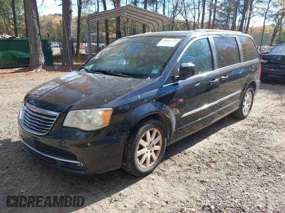 ✅ 2013 Chrysler Town & Country Touring • VIN: 2C4RC1BG4DR790431 • Lot: 43642733. Listed on IAAI with Not provided. Free auction sales archive from the USA and detailed vehicle history report at DreamBid. Image 2.