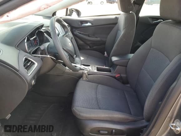 ✅ 2018 Chevrolet Cruze LT • VIN: 1G1BE5SM6J7167293 • Lot: 80909685. Listed on Copart with 39,452 mi. Free auction sales archive from the USA and detailed vehicle history report at DreamBid. Image 7.