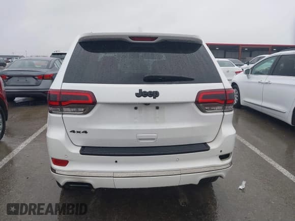 ✅ 2016 Jeep Grand Cherokee Overland • VIN: 1C4RJFCT8GC372157 • Lot: 41422440. Listed on IAAI with 153,067 mi. Free auction sales archive from the USA and detailed vehicle history report at DreamBid. Image 16.