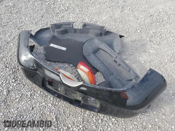 ✅ 1998 Porsche Boxster • VIN: WP0CA2980WU624204 • Lot: 69777585. Wystawiony na Copart z przebiegiem 24 504 mil. Bezpłatny archiwum sprzedaży aukcyjnych z USA i szczegółowy raport historii pojazdu na DreamBid. Zdjęcie 12.