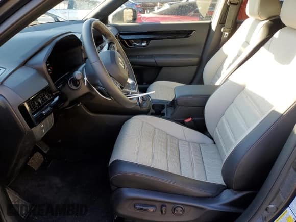 ✅ 2025 Honda CR-V Sport Touring • VIN: 5J6RS6H90SL005640 • Lot: 87080035. Wystawiony na Copart z przebiegiem 1 737 mil. Bezpłatny archiwum sprzedaży aukcyjnych z USA i szczegółowy raport historii pojazdu na DreamBid. Zdjęcie 7.