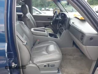 ✅ 2006 Chevrolet Suburban Z71 • VIN: 1GNFK16ZX6J177648 • Лот: 42555315. Опубликован ранее на IAAI с пробегом 276 643 миль. Бесплатный доступ к архиву аукционных продаж из США и подробный отчёт об истории автомобиля на DreamBid. Изображение 5.