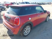 ✅ 2015 MINI Hardtop S • VIN: WMWXP7C59F2A39175 • Лот: 43252343. Опубликован ранее на IAAI с пробегом 99 770 миль. Бесплатный доступ к архиву аукционных продаж из США и подробный отчёт об истории автомобиля на DreamBid. Изображение 4.