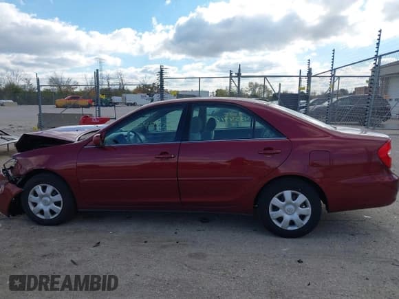 ✅ 2004 Toyota Camry LE • VIN: 4T1BE32K54U309354 • Лот: 43549175. Опубликован ранее на IAAI с пробегом 127 872 миль. Бесплатный доступ к архиву аукционных продаж из США и подробный отчёт об истории автомобиля на DreamBid. Изображение 14.