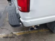 ✅ 1999 Chevrolet Suburban • VIN: 1GNFK16R4XJ371464 • Лот: 43615079. Опубликован ранее на IAAI с пробегом 259 069 миль. Бесплатный доступ к архиву аукционных продаж из США и подробный отчёт об истории автомобиля на DreamBid. Изображение 6.