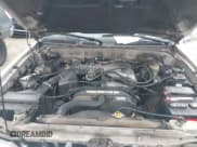 ✅ 2000 Toyota 4Runner SR5 • VIN: JT3GN86R6Y0174708 • Lot: 43851267. Listed on IAAI with 372,294 mi. Free auction sales archive from the USA and detailed vehicle history report at DreamBid. Image 10.