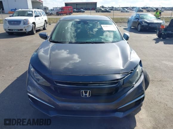 ✅ 2019 Honda Civic LX • VIN: 2HGFC2F67KH502545 • Lot: 43401524. Wystawiony na IAAI z przebiegiem 89 858 mil. Bezpłatny archiwum sprzedaży aukcyjnych z USA i szczegółowy raport historii pojazdu na DreamBid. Zdjęcie 12.