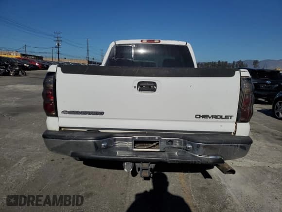 ✅ 2000 Chevrolet Silverado 1500 LS • VIN: 2GCEC19T4Y1327095 • Лот: 92128885. Опубликован ранее на Copart с пробегом 232 531 миль. Бесплатный доступ к архиву аукционных продаж из США и подробный отчёт об истории автомобиля на DreamBid. Изображение 6.