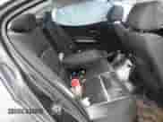 2006 BMW 3 Series z VIN WBAVB53556KW28652, wystawiony jako Copart lot #39053244 z przebiegiem Nie podano mil oraz Nie do naprawy • Non repairable. Historia ofert i sprzedaży dostępna na DreamBid. Obrazek 10.