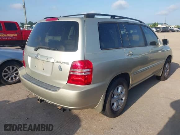 2003 Toyota Highlander with VIN JTEGF21A130110376, listed as a IAAI auction lot 42956263 with 312,003 mi miles and . Bid and sale history available at DreamBid. Image 4.