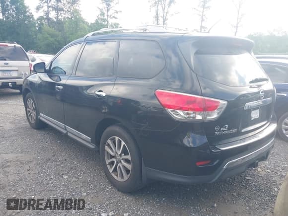 ✅ 2014 Nissan Pathfinder Platinum • VIN: 5N1AR2MN4EC679851 • Lot: 42322007. Listed on IAAI with 202,323 mi. Free auction sales archive from the USA and detailed vehicle history report at DreamBid. Image 3.