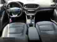 2019 Hyundai Ioniq Limited с VIN KMHC75LDXKU182821, выставлен на аукционе Copart как лот 58330184 с пробегом 49 726 миль миль и Списание • Salvage title. История ставок и продаж доступна на DreamBid. Изображение 8.