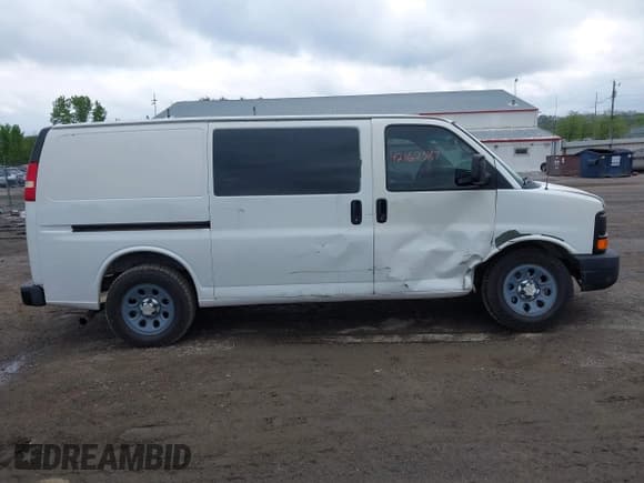 ✅ 2010 Chevrolet Express Cargo • VIN: 1GCUGADX0A1162118 • Lot: 42162387. Listed on IAAI with 239,238 mi. Free auction sales archive from the USA and detailed vehicle history report at DreamBid. Image 13.