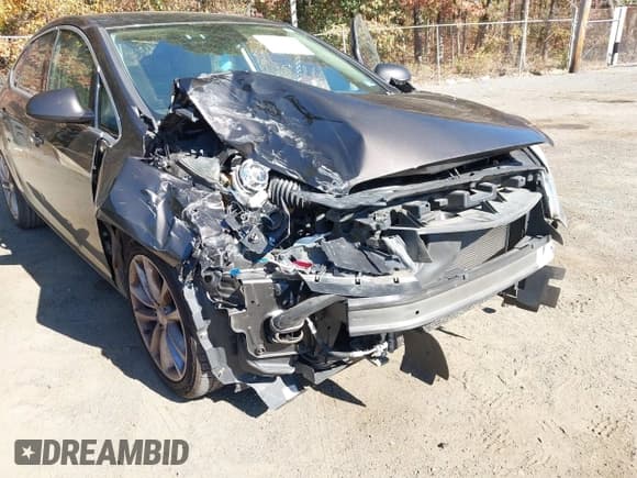 ✅ 2013 Buick Verano Group • VIN: 1G4PS5SK7D4192600 • Лот: 43485509. Опубликован ранее на IAAI с пробегом 111 148 миль. Бесплатный доступ к архиву аукционных продаж из США и подробный отчёт об истории автомобиля на DreamBid. Изображение 6.