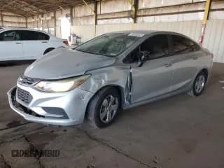 ✅ 2017 Chevrolet Cruze LS • VIN: 1G1BC5SMXH7154398 • Лот: 90934545. Опубликован ранее на Copart с пробегом 116 275 миль. Бесплатный доступ к архиву аукционных продаж из США и подробный отчёт об истории автомобиля на DreamBid. Изображение 1.
