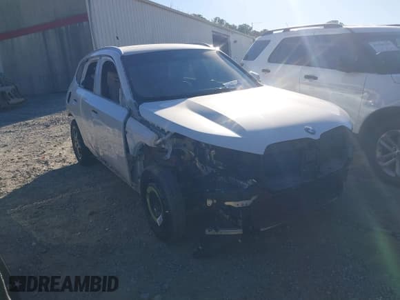 ✅ 2023 BMW X1 xDrive28i • VIN: WBX73EF01P5X66698 • Лот: 43484979. Опубликован ранее на IAAI с пробегом 40 217 миль. Бесплатный доступ к архиву аукционных продаж из США и подробный отчёт об истории автомобиля на DreamBid. Изображение 1.