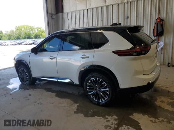 ✅ 2025 Nissan Rogue Platinum • VIN: JN8BT3DD5SW472732 • Lot: 63254425. Listed on Copart with 1,239 mi. Free auction sales archive from the USA and detailed vehicle history report at DreamBid. Image 2.