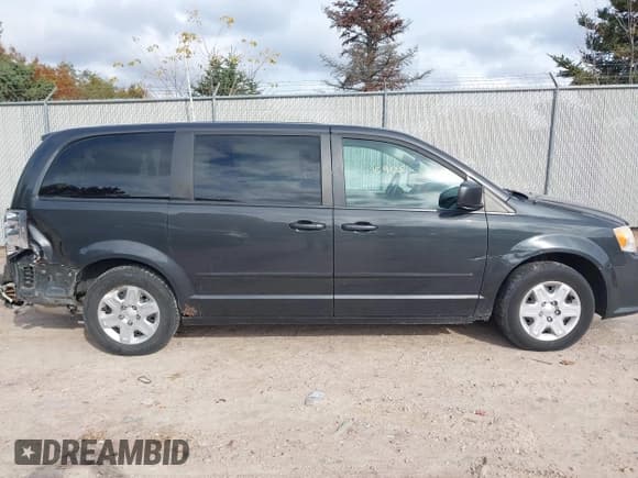✅ 2012 Dodge Grand Caravan SE • VIN: 2C4RDGBG1CR406894 • Lot: 43490905. Wystawiony na IAAI z przebiegiem 131 471 mil. Bezpłatny archiwum sprzedaży aukcyjnych z USA i szczegółowy raport historii pojazdu na DreamBid. Zdjęcie 13.