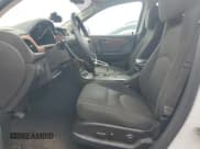 ✅ 2016 Chevrolet Traverse LT • VIN: 1GNKVGKD9GJ345977 • Lot: 56286805. Listed on Copart with 118,621 mi. Free auction sales archive from the USA and detailed vehicle history report at DreamBid. Image 7.