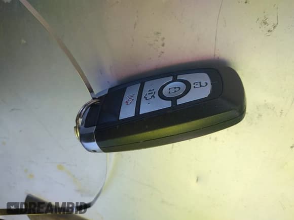 ✅ 2017 Ford Fusion S • VIN: 3FA6P0G75HR144489 • Lot: 43796146. Wystawiony na IAAI z przebiegiem 164 217 mil. Bezpłatny archiwum sprzedaży aukcyjnych z USA i szczegółowy raport historii pojazdu na DreamBid. Zdjęcie 11.