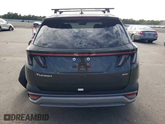 2025 Hyundai Tucson SEL Convenience with VIN 5NMJCCDE3SH463224, listed as a Copart auction lot 69249385 with 10,249 mi miles and Salvage title. Bid and sale history available at DreamBid. Image 6.