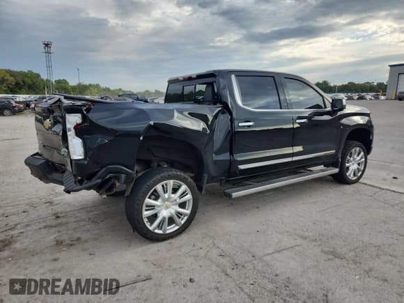 ✅ 2022 Chevrolet Silverado 1500 High Country • VIN: 3GCUDJEL2NG577887 • Lot: 82078435. Listed on Copart with 45,858 mi. Free auction sales archive from the USA and detailed vehicle history report at DreamBid. Image 3.