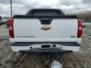 ✅ 2008 Chevrolet Avalanche 2LT • VIN: 3GNEC12068G248249 • Lot: 83053044. Wystawiony na Copart z przebiegiem 183 774 mil. Bezpłatny archiwum sprzedaży aukcyjnych z USA i szczegółowy raport historii pojazdu na DreamBid. Zdjęcie 6.