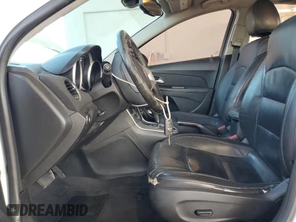 ✅ 2014 Chevrolet Cruze 2LT • VIN: 1G1PE5SB9E7188584 • Лот: 86528365. Опубликован ранее на Copart с пробегом 177 902 миль. Бесплатный доступ к архиву аукционных продаж из США и подробный отчёт об истории автомобиля на DreamBid. Изображение 7.