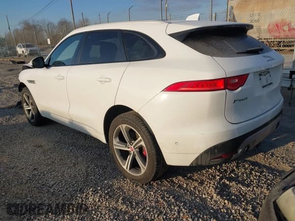 ✅ 2019 Jaguar F-Pace S • VIN: SADCM2FV2KA398507 • Lot: 41409436. Wystawiony na IAAI z przebiegiem 93 687 mil. Bezpłatny archiwum sprzedaży aukcyjnych z USA i szczegółowy raport historii pojazdu na DreamBid. Zdjęcie 3.