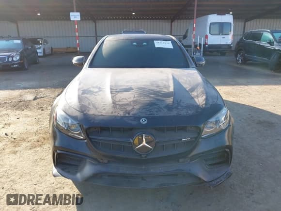 ✅ 2020 Mercedes-Benz E 63 S AMG • VIN: WDDZF8KB9LA748334 • Lot: 41318226. Wystawiony na IAAI z przebiegiem 43 135 mil. Bezpłatny archiwum sprzedaży aukcyjnych z USA i szczegółowy raport historii pojazdu na DreamBid. Zdjęcie 12.